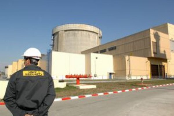 Unitatea 2 a CNE a fost oprită din cauza depistării unor pierderi de apă grea în clădirea reactorului